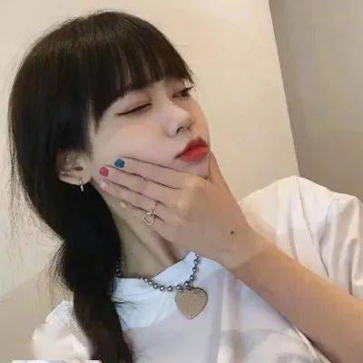 B站年轻人，买爆“AI外挂三件套”